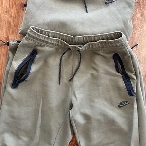 Men’s Nike Tech Fleece Pants